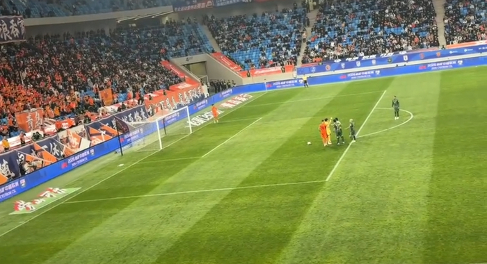 中超焦点战后争议升级 王钰栋采访风波真相大白